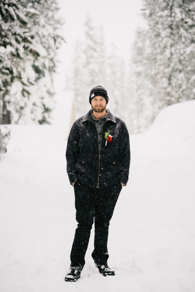 Small Elk Lake Resort Winter Wedding Bend Oregon 