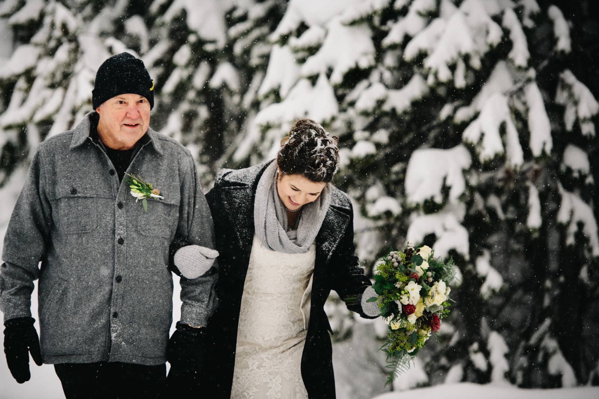 Small Elk Lake Resort Winter Wedding Bend Oregon 