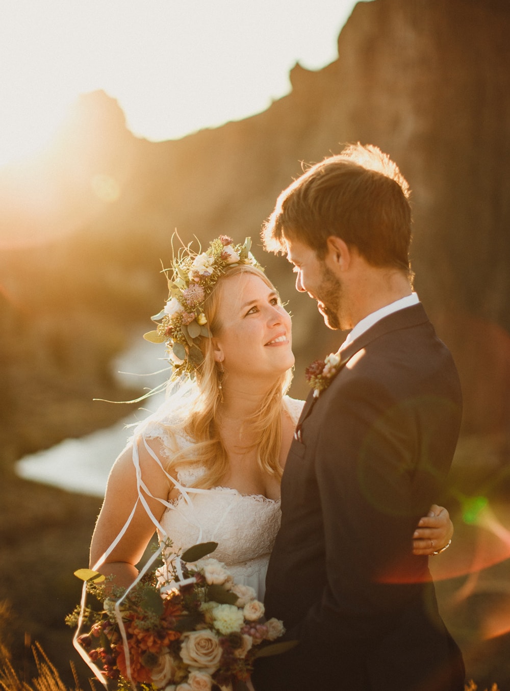 Bend Oregon Elopement Smith Rock Sparks Lake