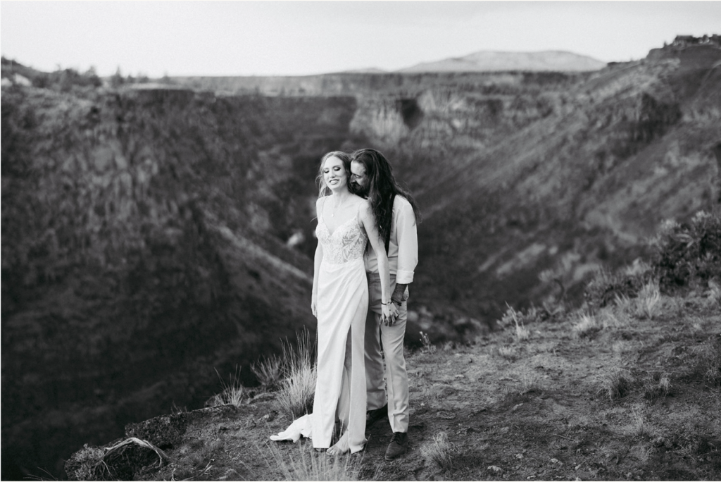 Green Rock Oregon Elopement